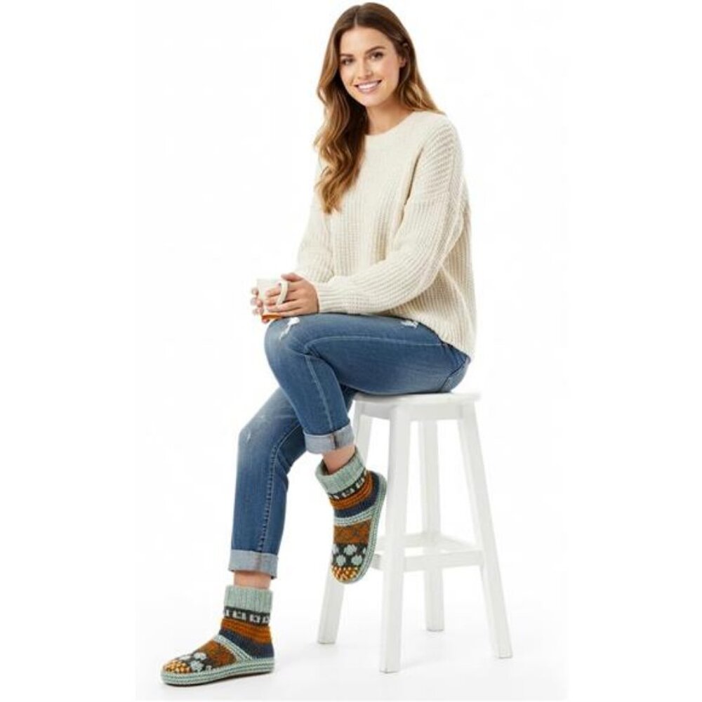 6-8 Warm Slipper Socks Women Winter Fuzzy House Shoes Indoor, Cozy Christmas - Picture 2 of 8